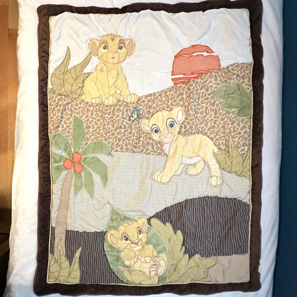 Disney Lion King Simbas Wild Adventure Quilted Crib Blanket Baby Comforter 31x42
